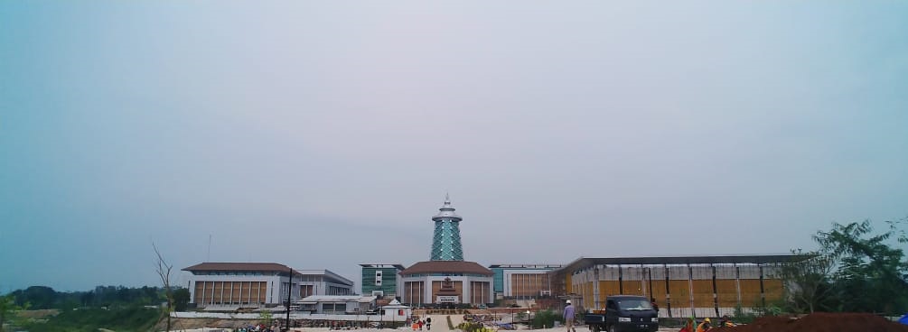 Perguruan Tinggi dan Gelar Doktor Honoris Causa